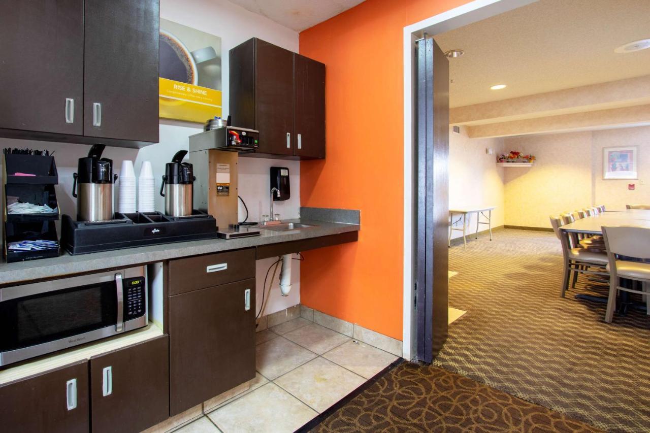 โมเทล 6 เอล ปาโซ - เซาท์อีสต์ Hotel เอลปาโซ ภายนอก รูปภาพ