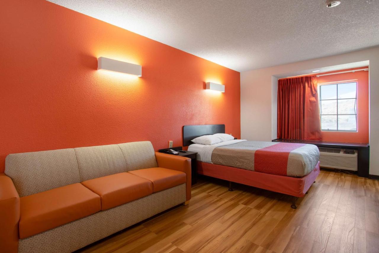 โมเทล 6 เอล ปาโซ - เซาท์อีสต์ Hotel เอลปาโซ ภายนอก รูปภาพ